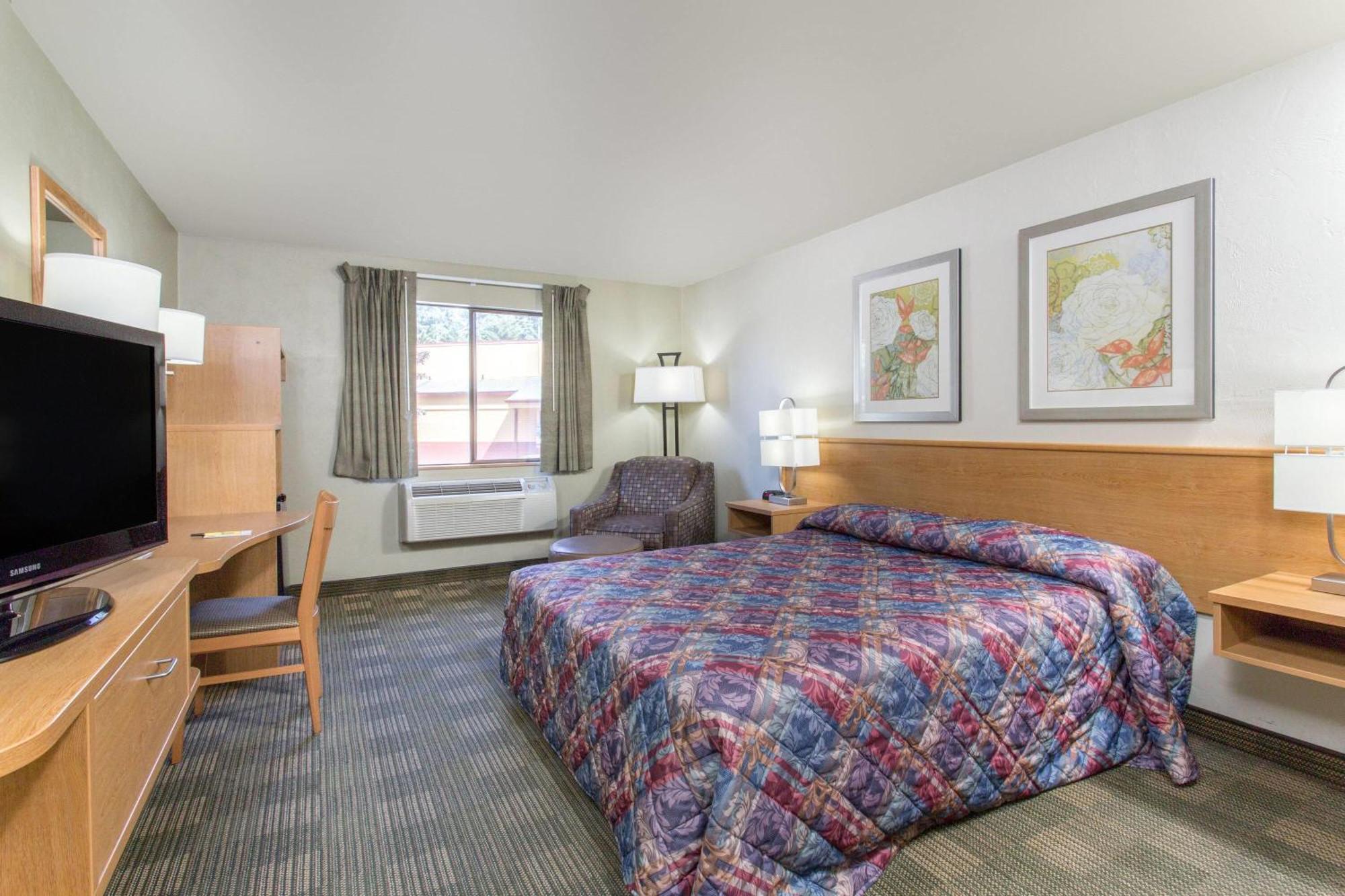 Super 8 By Wyndham Lacey Olympia Area Exterior foto